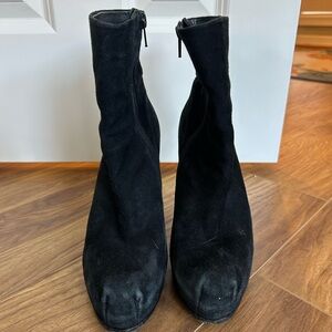 Pour La Victoire Black Suede Ankle Booties